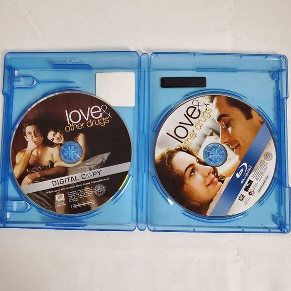 Love & Other Drugs Blu-ray (Jake Gyllenhaal, Anne Hathaway) - Picture 2 of 3